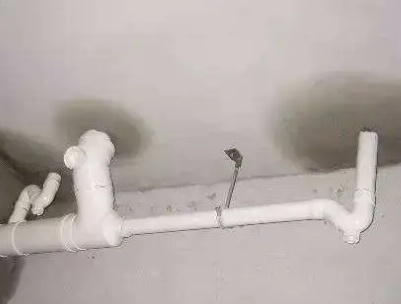 防城港市卫生间测漏水的几种情景